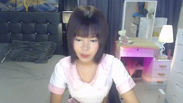 Snapshot of asian_babhiegirl chatting on March 6, 2026, 12:00 pm asian babhiegirl online show from March 6, 2026, 12:00 pm