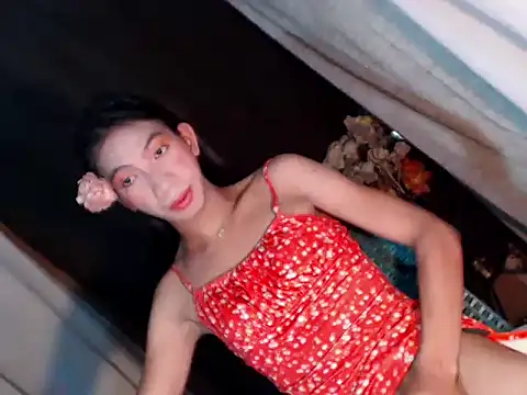 Snapshot of xyourdreamtrans chatting on September 22, 2025, 5:35 am xyourdreamtrans online show from September 22, 2025, 5:35 am