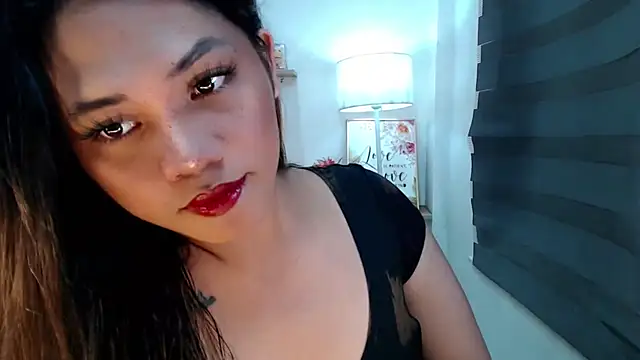 Snapshot of scarlett_brownx69 chatting on November 25, 2025, 12:05 pm scarlett brownx69 online show from November 25, 2025, 12:05 pm