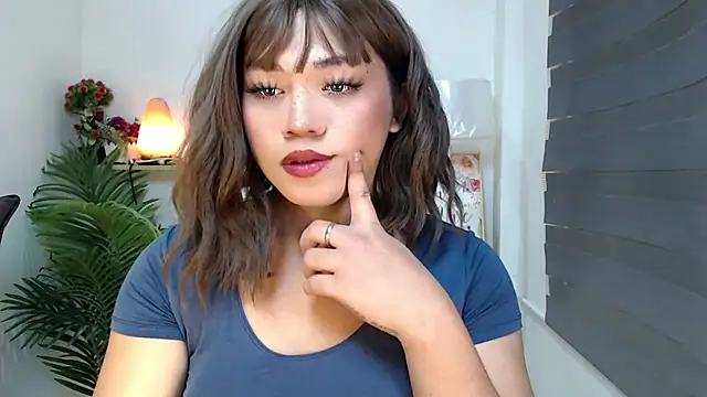 Snapshot of scarlett_brownx69 chatting on December 19, 2025, 11:12 am scarlett brownx69 online show from December 19, 2025, 11:12 am