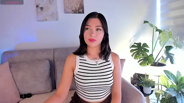 Snapshot of Estrer_collins chatting on November 12, 2025, 7:40 pm Estrer collins online show from November 12, 2025, 7:40 pm