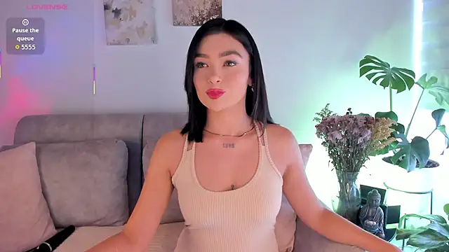 Snapshot of Estrer_collins chatting on September 23, 2025, 8:49 pm Estrer collins online show from September 23, 2025, 8:49 pm