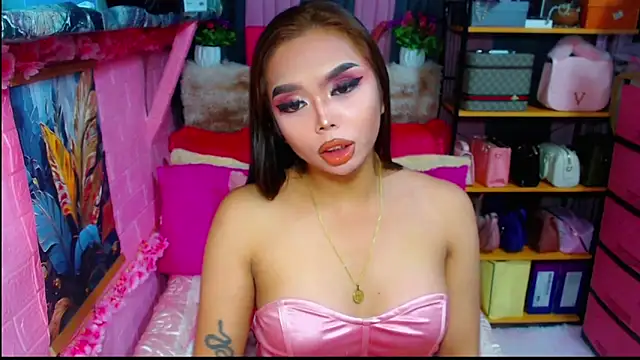 MoniqueCeleste online show from October 10, 2025, 5:14 pm