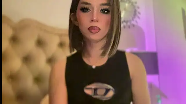 Snapshot of solana_imani chatting on May 27, 2026, 12:56 pm solana imani online show from May 27, 2026, 12:56 pm