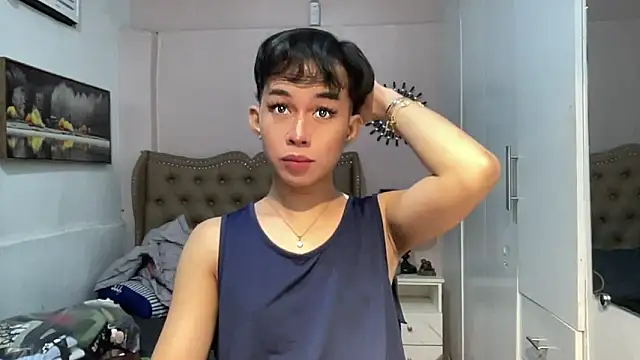 Snapshot of solana_imani chatting on September 19, 2025, 11:25 am solana imani online show from September 19, 2025, 11:25 am