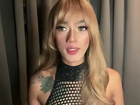 Lust-sluttymira online show from October 3, 2025, 1:20 am