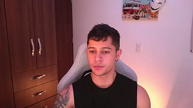 domsantiago  online show from October 27, 2025, 1:17 am