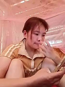 Nguyet135 online show from April 16, 2026, 6:03 am