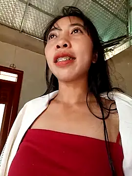 emaame68 online show from November 7, 2025, 2:16 am