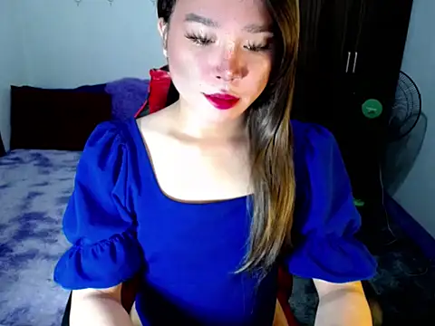 Urassiansweetcummer online show from October 31, 2025, 12:29 am