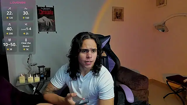 Maximiliano scoott   online show from November 20, 2025, 5:41 am