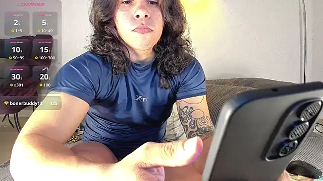 Snapshot of Maximiliano_scoott__ chatting on April 19, 2026, 8:04 am Maximiliano scoott online show from April 19, 2026, 8:04 am