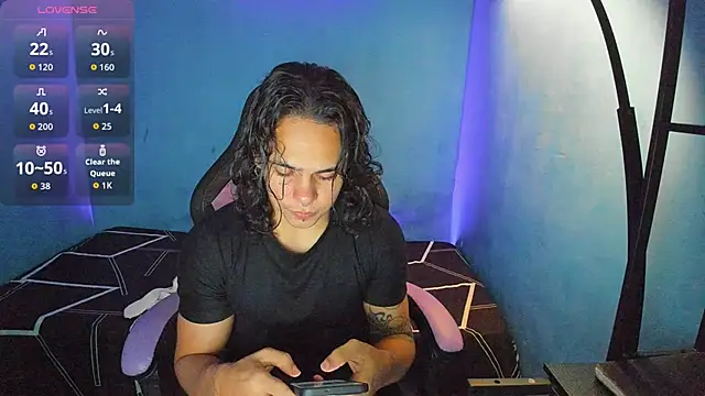 Maximiliano scoott   online show from October 15, 2025, 6:49 pm