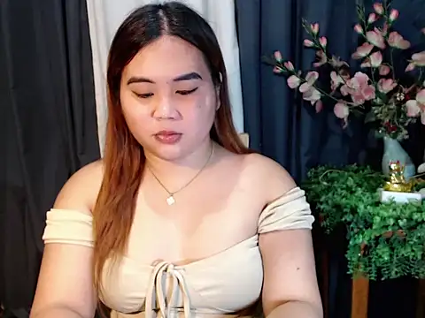 queen staceyy online show from December 4, 2025, 7:07 am