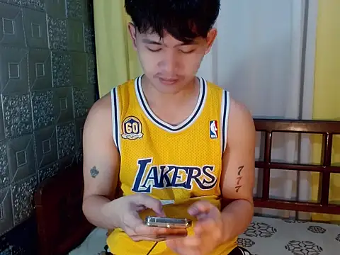 Snapshot of Albertx_Destroyer69 chatting on December 19, 2025, 4:53 pm Albertx Destroyer69 online show from December 19, 2025, 4:53 pm