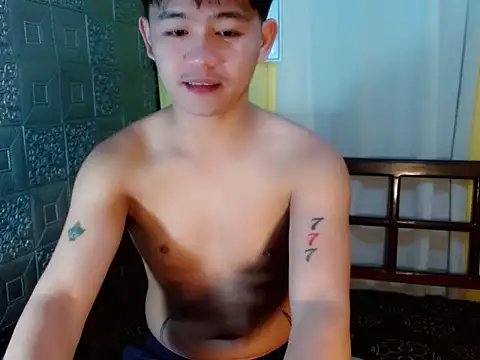 Snapshot of Albertx_Destroyer69 chatting on January 13, 2026, 5:28 pm Albertx Destroyer69 online show from January 13, 2026, 5:28 pm