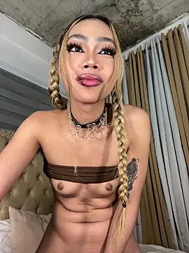 Innocent yanixx69 online show from May 10, 2026, 3:36 pm