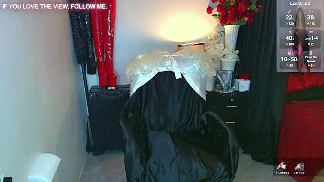 Snapshot of JadeScarlet_LoveLace chatting on November 17, 2025, 5:39 pm JadeScarlet LoveLace online show from November 17, 2025, 5:39 pm