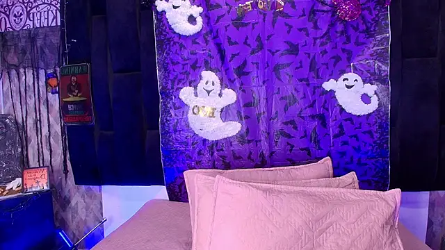 wensheng  online show from October 18, 2025, 7:16 pm