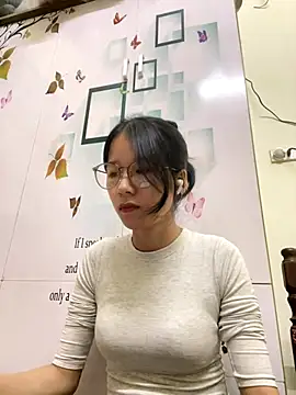 Snapshot of meomeo2k6 chatting on November 6, 2025, 1:48 pm meomeo2k6 online show from November 6, 2025, 1:48 pm