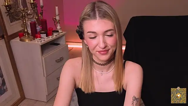 BeatrixGummer online show from October 29, 2025, 8:30 pm