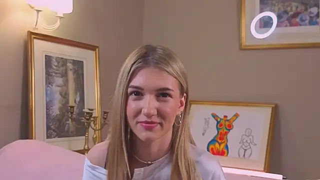 BeatrixGummer online show from September 24, 2025, 8:37 pm