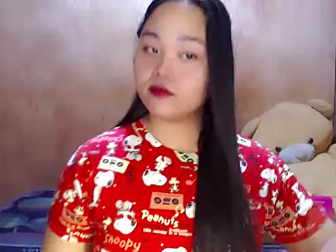  Lylia online show from June 2, 2026, 9:59 pm