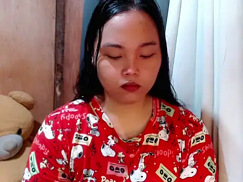  Lylia online show from February 15, 2026, 5:08 am