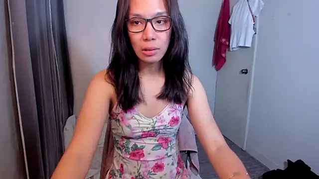 Snapshot of lucyshanex chatting on September 30, 2025, 2:12 pm lucyshanex online show from September 30, 2025, 2:12 pm