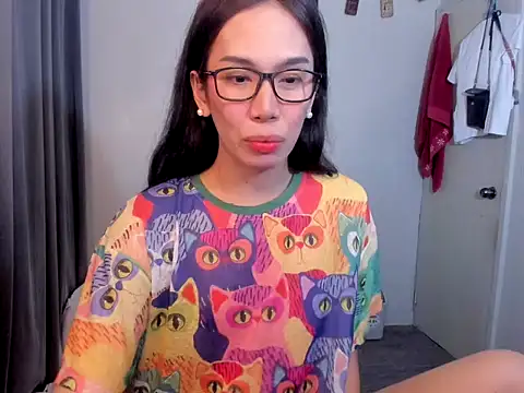 Snapshot of lucyshanex chatting on October 12, 2025, 9:16 pm lucyshanex online show from October 12, 2025, 9:16 pm