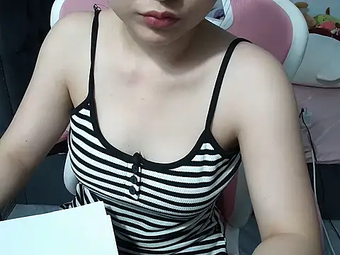 Ori-Yannie online show from October 11, 2025, 7:53 am