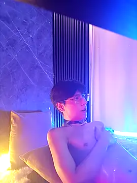 Snapshot of luixdust_ chatting on September 10, 2025, 10:14 am luixdust online show from September 10, 2025, 10:14 am