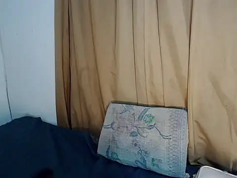 Filipina milker online show from October 3, 2025, 2:40 pm