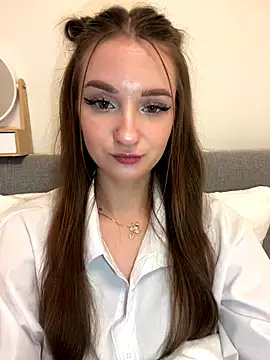 AdelinaEmber online show from November 18, 2025, 11:46 am