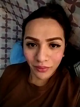 enoria1992 online show from March 26, 2026, 10:51 pm