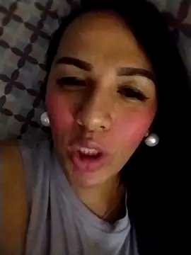 enoria1992 online show from October 6, 2025, 2:51 pm