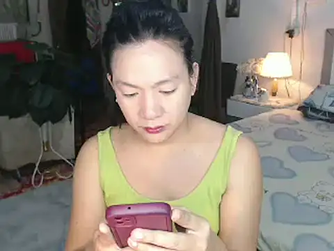 Amanda cummersxxx online show from October 6, 2025, 5:02 pm