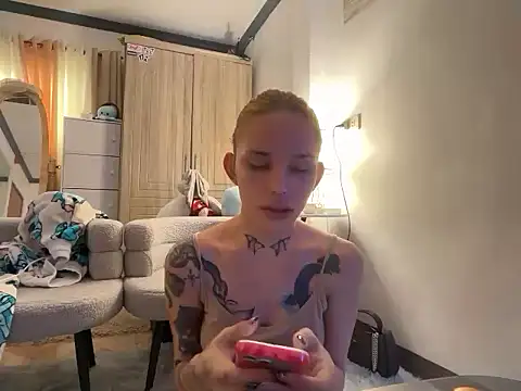 Snapshot of prettyhugelatinax44 chatting on August 9, 2026, 4:51 am prettyhugelatinax44 online show from August 9, 2026, 4:51 am