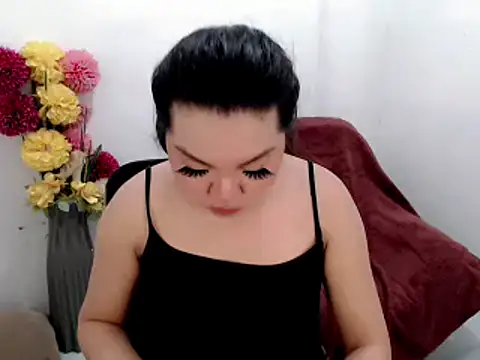 Snapshot of takemeinheaven25 chatting on January 7, 2026, 6:18 am takemeinheaven25 online show from January 7, 2026, 6:18 am