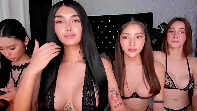 ScarletGreysonn online show from September 14, 2025, 4:57 am