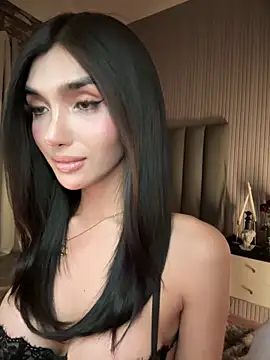 EmeraldGreyson online show from March 21, 2026, 6:25 am