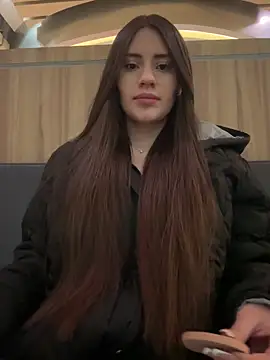 Isabella21  online show from April 21, 2026, 2:51 am