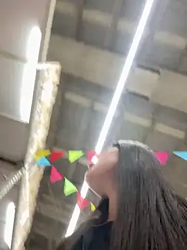 Isabella21  online show from October 3, 2025, 11:17 pm