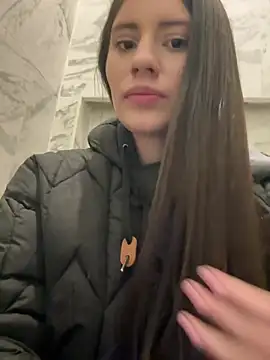 Isabella21  online show from March 6, 2026, 12:49 am