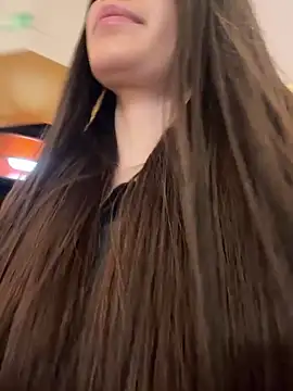 Isabella21  online show from April 15, 2026, 12:27 am