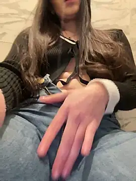 Isabella21  online show from March 15, 2026, 2:51 am