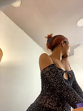 LorenBeiker- online show from October 8, 2025, 12:28 pm