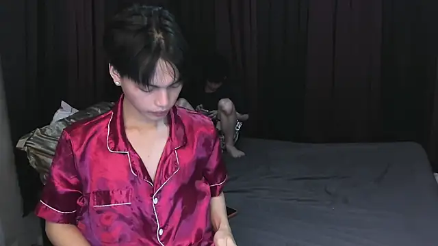 hotfreshdior online show from February 25, 2026, 4:29 pm