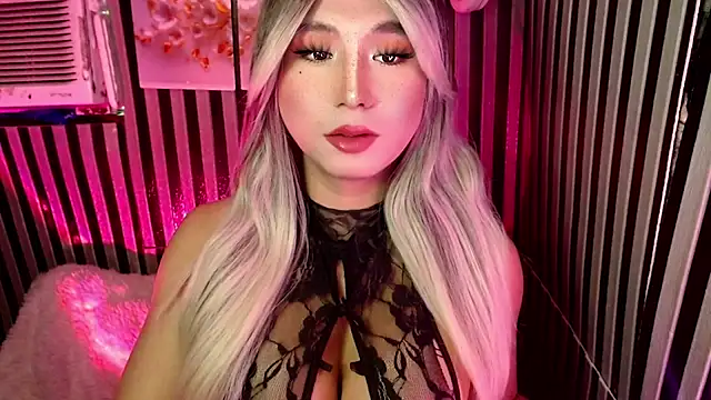 UrhotlucyTS online show from March 10, 2026, 7:01 am