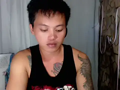 Snapshot of urhotfucker13 chatting on July 13, 2026, 7:29 am urhotfucker13 online show from July 13, 2026, 7:29 am